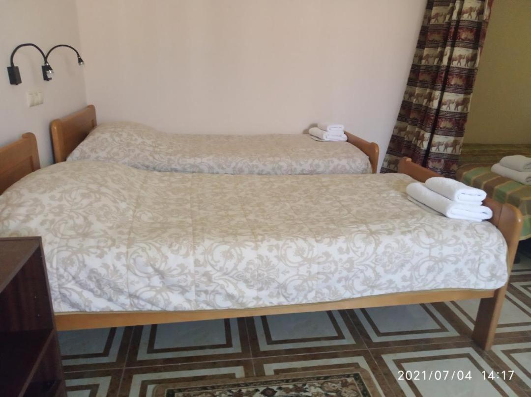 Guest House Hasmik Yeghegnadzor Bagian luar foto
