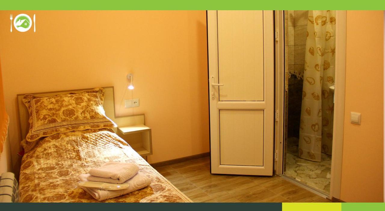 Guest House Hasmik Yeghegnadzor Bagian luar foto