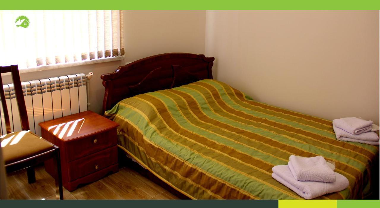 Guest House Hasmik Yeghegnadzor Bagian luar foto